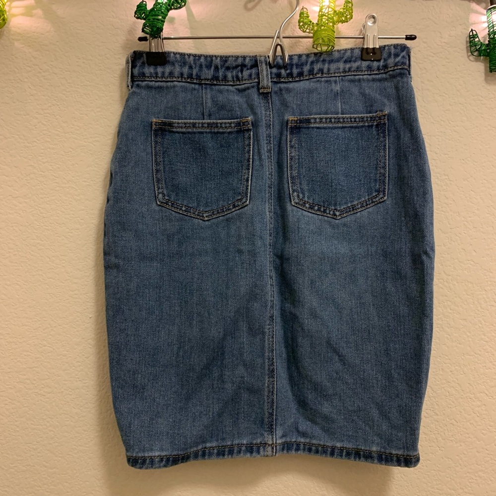 FOREVER 21 Button Denim Skirt - Picture 2 of 3